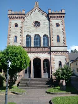 Quelle: Förderverein der Ehemaligen Synagoge in Kippenheim/ Peter Zimmermann Bild von der Vorderseite der Ehemaligen Synagoge in Kippenheim